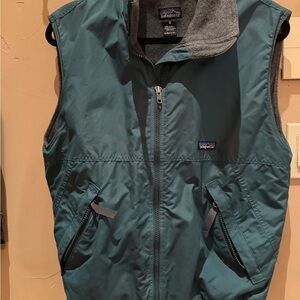 Patagonia Men's Green Vest